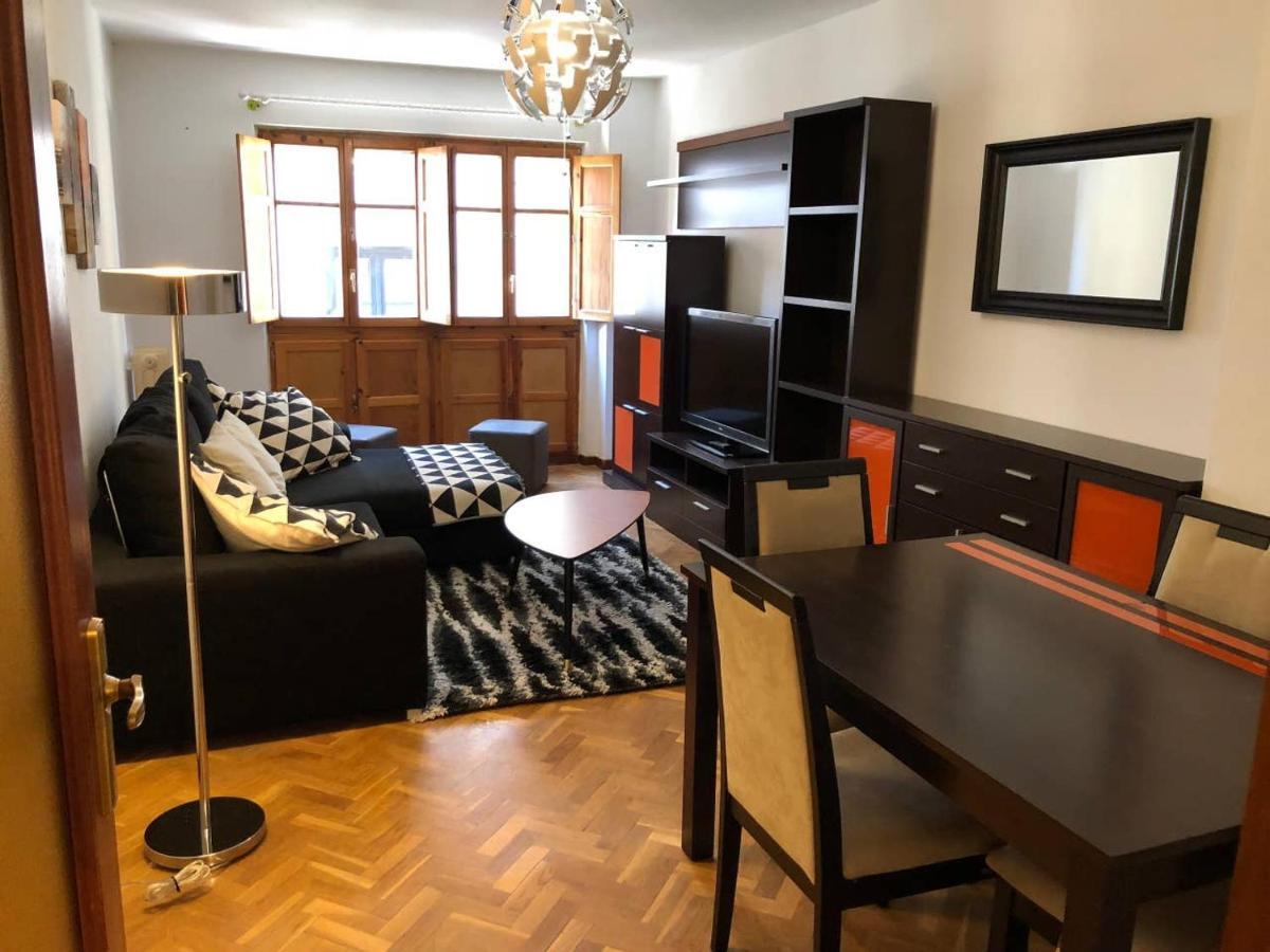 Apartamento Mulhacin Apartment Leon Luaran gambar