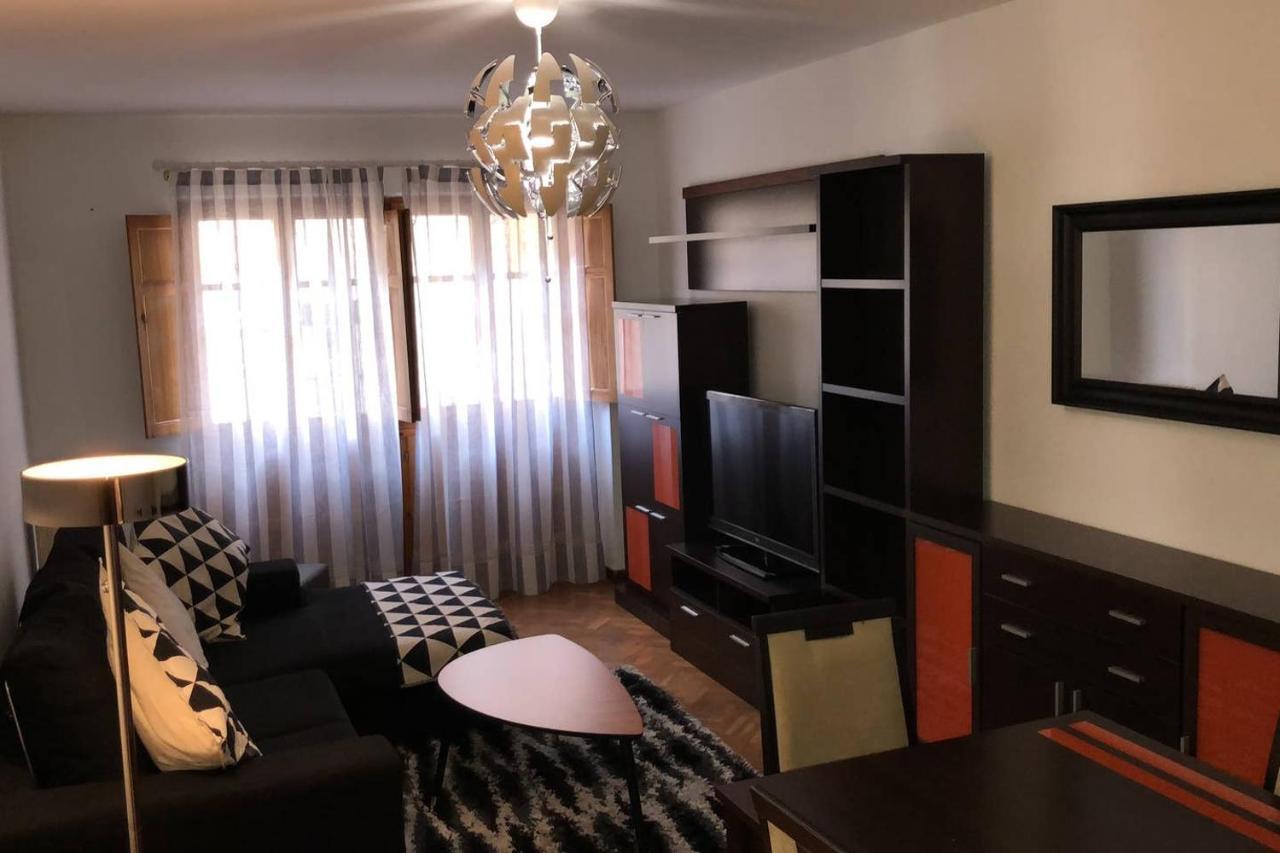 Apartamento Mulhacin Apartment Leon Luaran gambar
