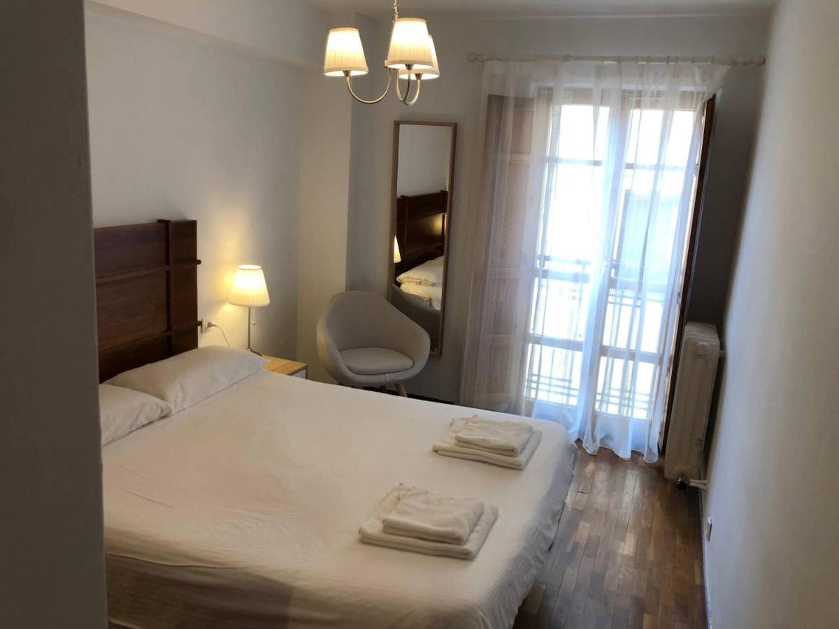 Apartamento Mulhacin Apartment Leon Luaran gambar